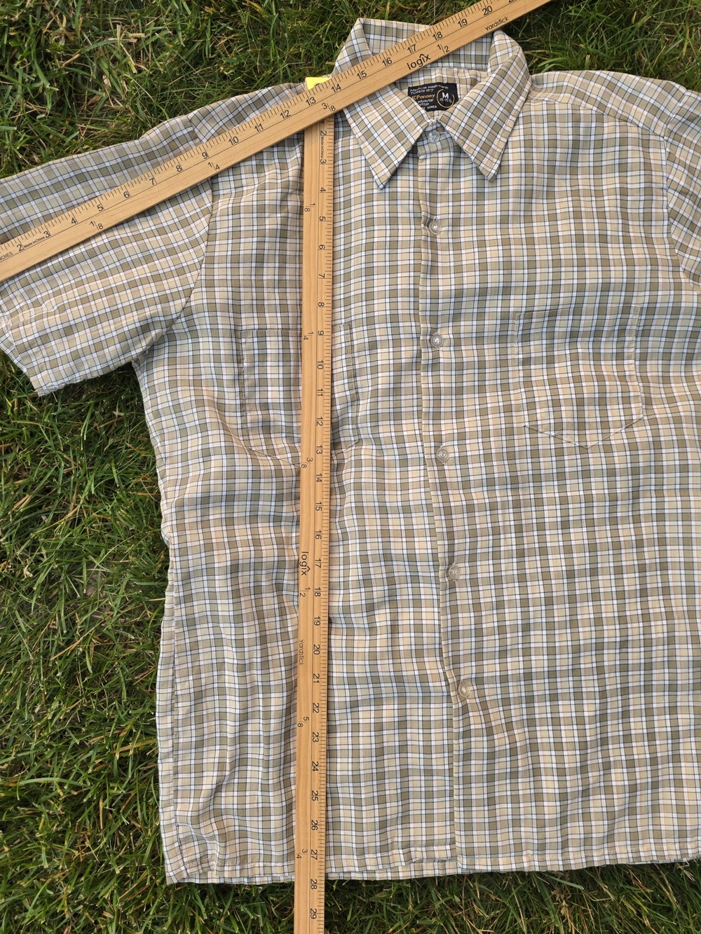JCPenney Plaid Short Sleeve Button-Up Shirt Made in Korea M - Picture 7 of 7